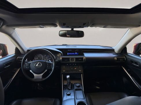 Used 2015 Lexus IS 250 RWD image 10