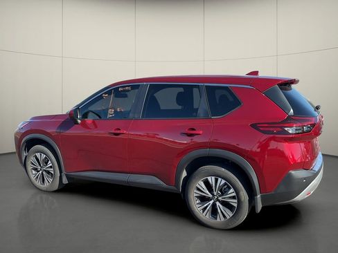 Used 2023 Nissan Rogue SV FWD image 5
