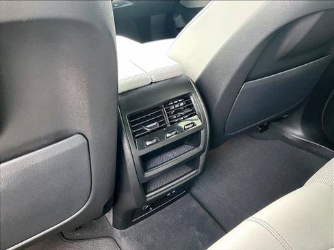 Used 2025 BMW X5 xDrive40i w/ Premium Package AWD/4WD image 22