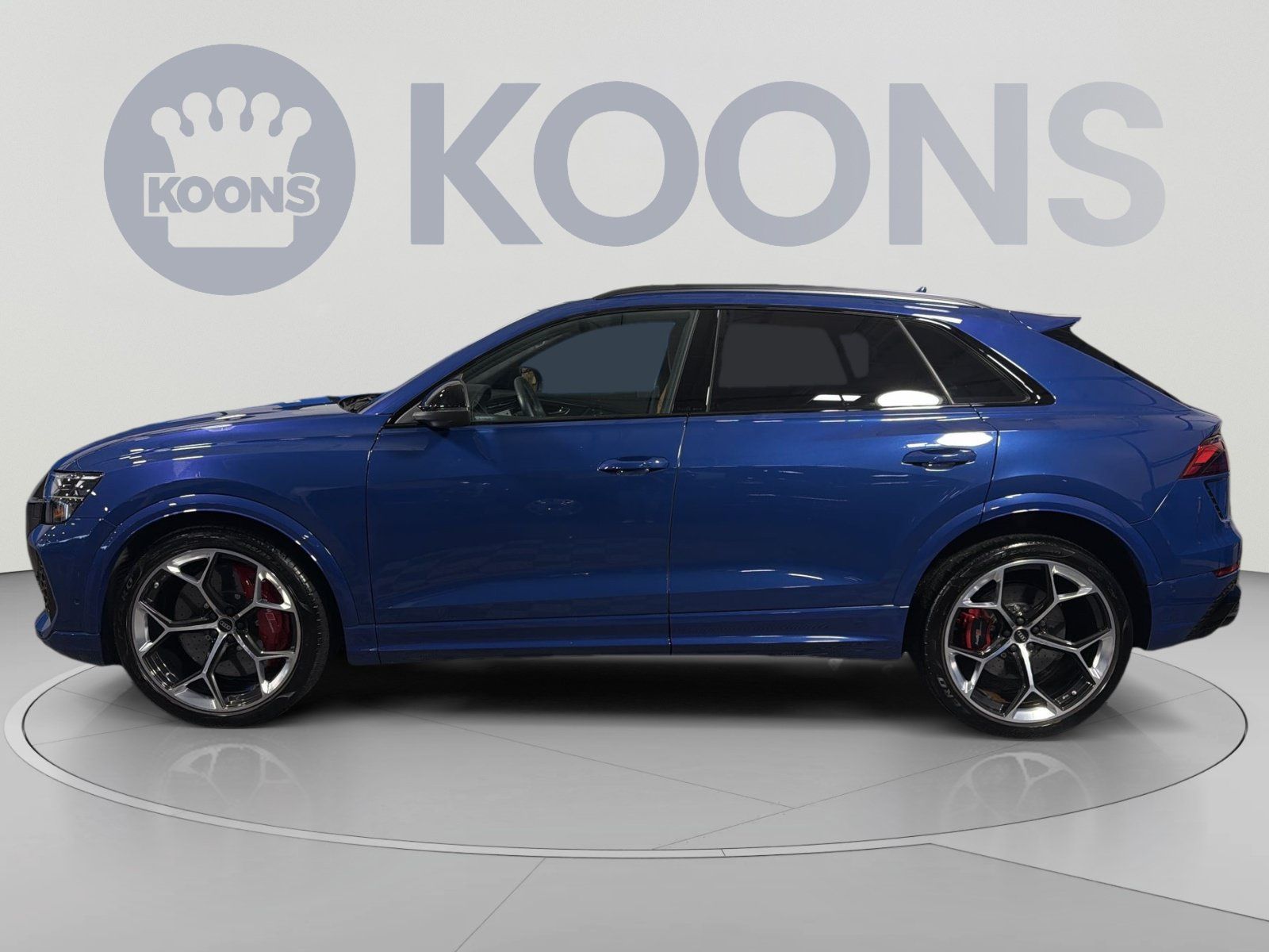 Used 2025 Audi RS Q8 performance AWD/4WD image 2