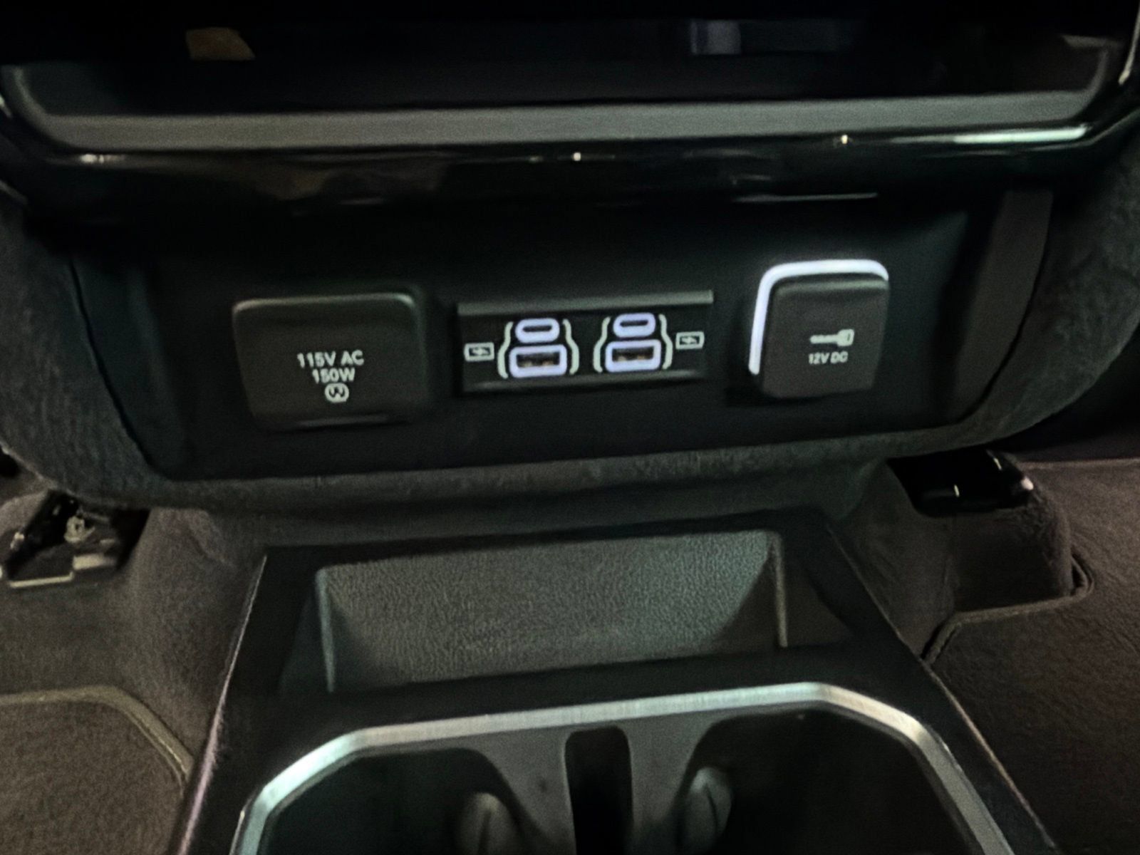 Used 2024 Jeep Wagoneer Series II AWD/4WD image 18
