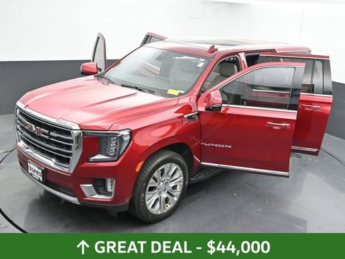 Used 2021 GMC Yukon XL SLT image 64