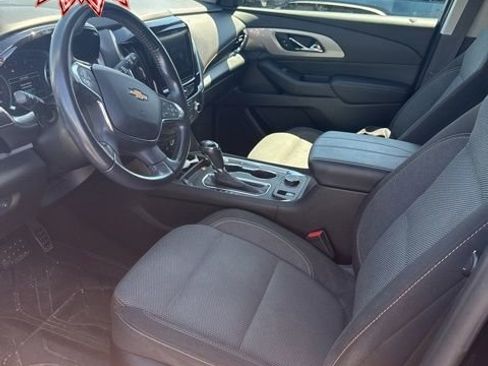 Used 2019 Chevrolet Traverse LT FWD image 5
