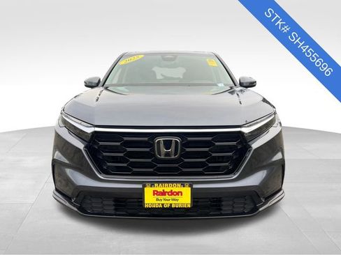Used 2025 Honda CR-V EX image 2