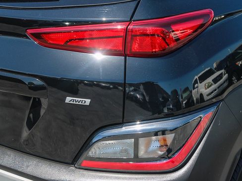 Used 2023 Hyundai Kona SEL w/ Cargo Package AWD/4WD image 10