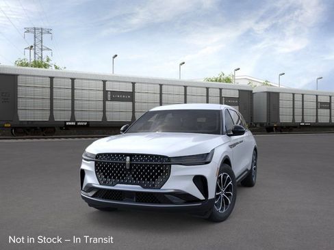 New 2026 Lincoln Nautilus Premier AWD/4WD image 2
