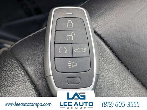 Used 2018 Ford Focus Titanium FWD image 27