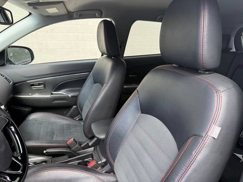 Used 2024 Mitsubishi Outlander Sport AWD image 21