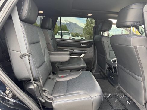Used 2024 Toyota Sequoia Platinum AWD/4WD image 28