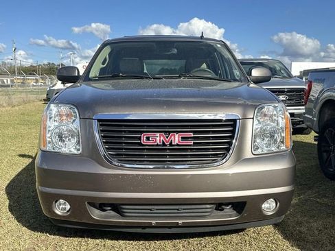 Used 2014 GMC Yukon SLT image 3