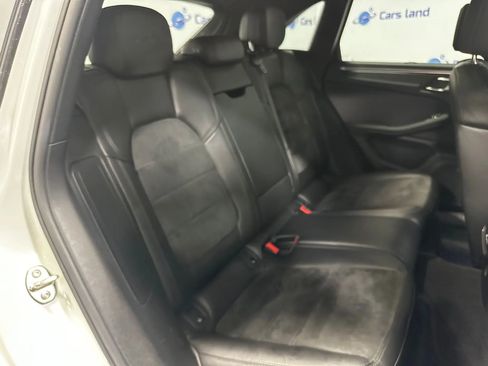 Used 2018 Porsche Macan GTS image 25