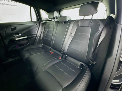 Used 2024 Mercedes-Benz GLA 35 AMG 4MATIC image 23