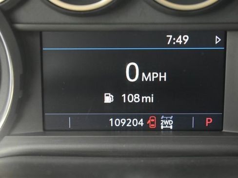 Certified 2022 Chevrolet Silverado 1500 LT AWD/4WD image 24