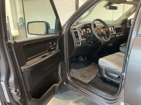 Used 2019 RAM 1500 Tradesman w/ Tradesman SXT Package AWD/4WD image 17