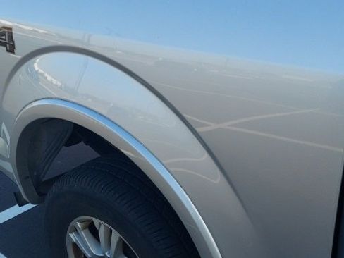 Used 2017 Ford F150 Lariat w/ Equipment Group 501A Mid image 16