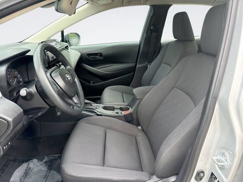 Used 2024 Toyota Corolla LE FWD image 13