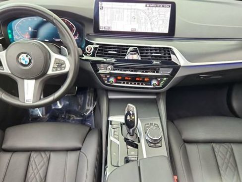 Used 2023 BMW 530i w/ M Sport Package image 34