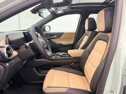 New 2026 Chevrolet Equinox ACTIV w/ Convenience Package III image 18