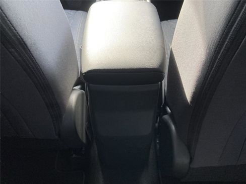 New 2026 Nissan Kicks SV image 25