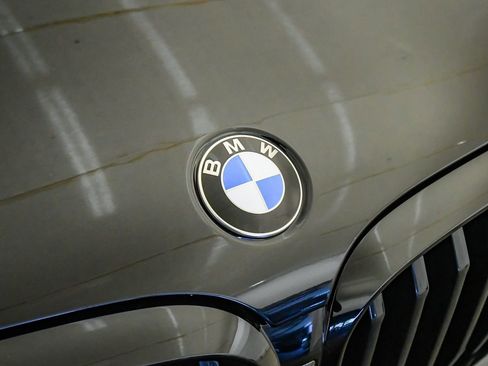 Certified 2024 BMW X3 sDrive30i w/ Premium Package RWD image 8