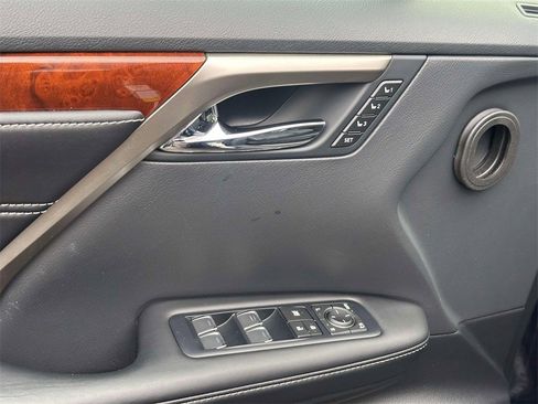 Used 2019 Lexus RX 350L AWD image 13