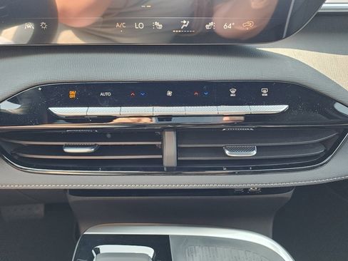 New 2026 Buick Enclave Sport Touring w/ Super Cruise Package image 31