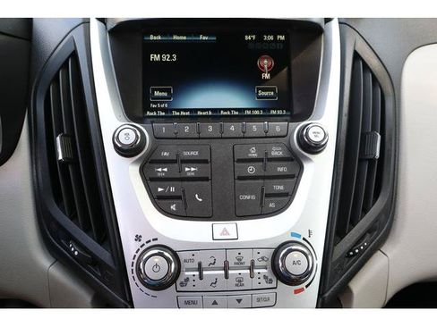 Used 2017 Chevrolet Equinox LT w/ Convenience Package AWD/4WD image 12