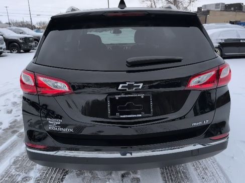 Used 2020 Chevrolet Equinox LT w/ Midnight Edition image 4