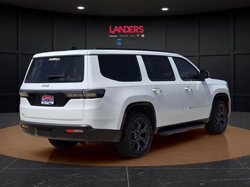 New 2026 Jeep Grand Wagoneer Limited AWD/4WD image 3