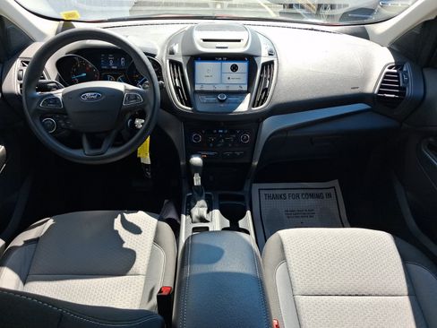 Used 2017 Ford Escape SE w/ Equipment Group 201A AWD/4WD image 12