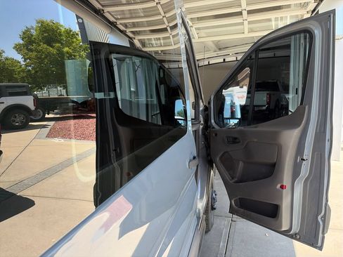Used 2022 Ford Transit 350 XL AWD/4WD image 28
