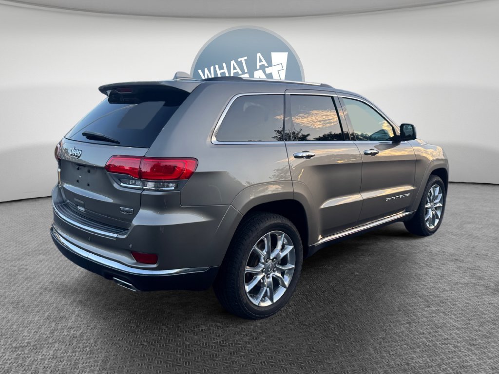Used 2016 Jeep Grand Cherokee Summit AWD/4WD image 3