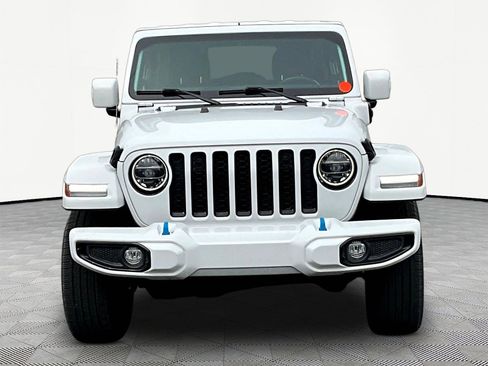 Used 2021 Jeep Wrangler Unlimited Sahara AWD/4WD image 2
