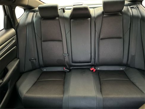 Used 2020 Honda Accord Sport image 13