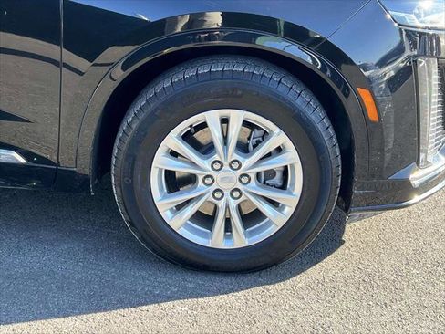 Used 2024 Cadillac XT6 Luxury image 7