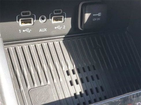 New 2026 Jeep Grand Cherokee Altitude AWD/4WD image 30