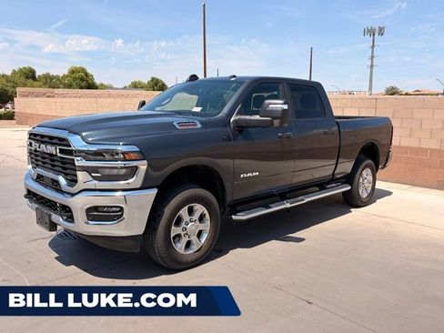 Used 2025 RAM 2500 Big Horn AWD/4WD image 1