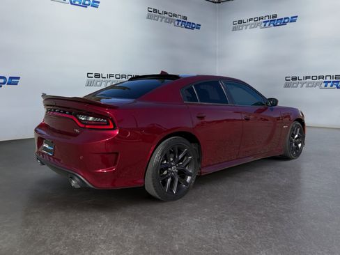 Used 2019 Dodge Charger R/T w/ Cold Weather Package image 5