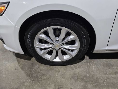 Used 2019 Chevrolet Malibu LT FWD image 25