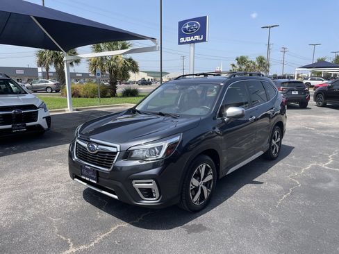 Used 2019 Subaru Forester Touring w/ Popular Package #3 AWD/4WD image 3