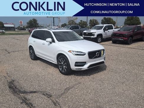 Used 2019 Volvo XC90 T6 Momentum w/ Advanced Package AWD/4WD image 1
