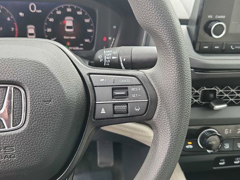 Certified 2023 Honda Accord EX image 21