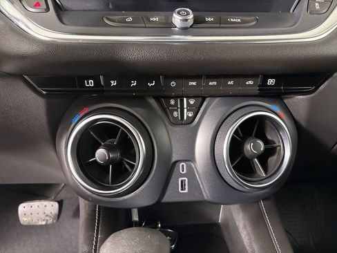 Used 2023 Chevrolet Blazer LT w/ Driver Confidence Package image 15