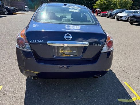 Used 2010 Nissan Altima 2.5 SL w/ SL Pkg FWD image 6
