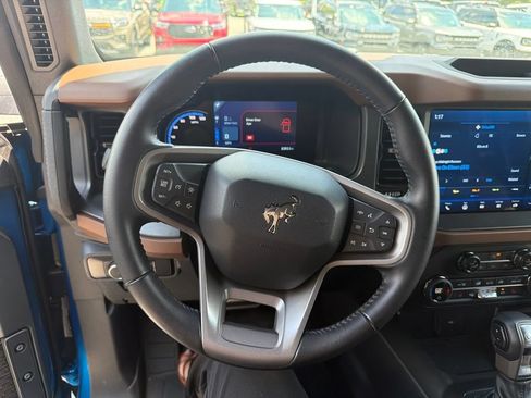 Used 2024 Ford Bronco Outer Banks AWD/4WD image 16