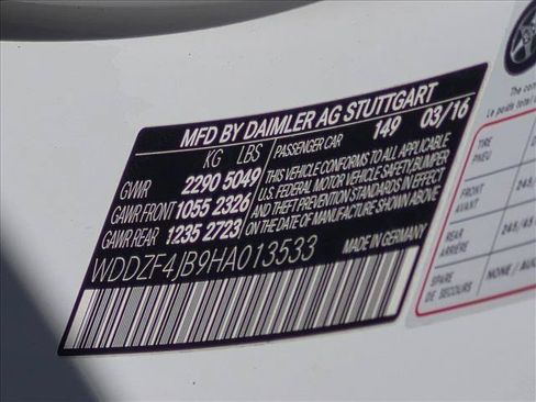 Used 2017 Mercedes-Benz E 300 image 23