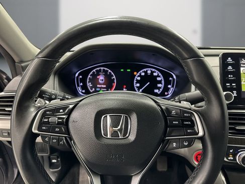 Used 2019 Honda Accord Touring image 21