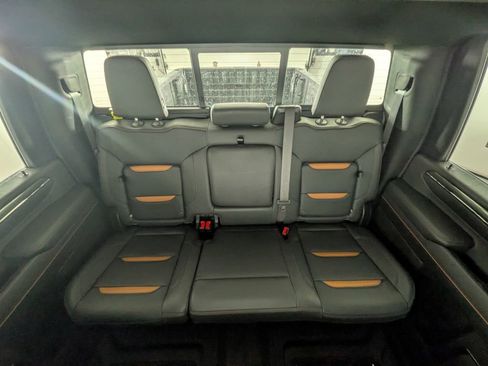 Certified 2024 GMC Sierra 2500 AT4 w/ AT4 Premium Plus Package image 34