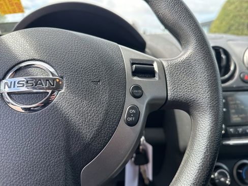 Used 2015 Nissan Rogue S w/ Convenience Package image 8