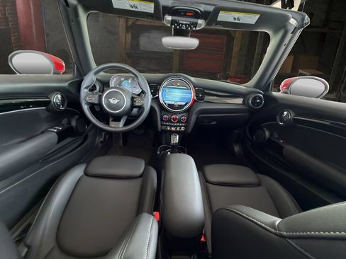 Used 2024 MINI Cooper S FWD image 17